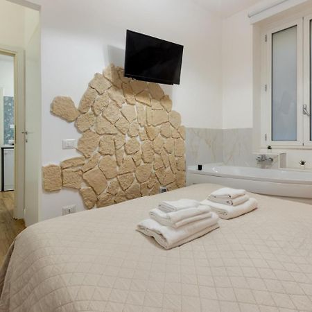 קליארי Fior Di Loto Rooms מראה חיצוני תמונה