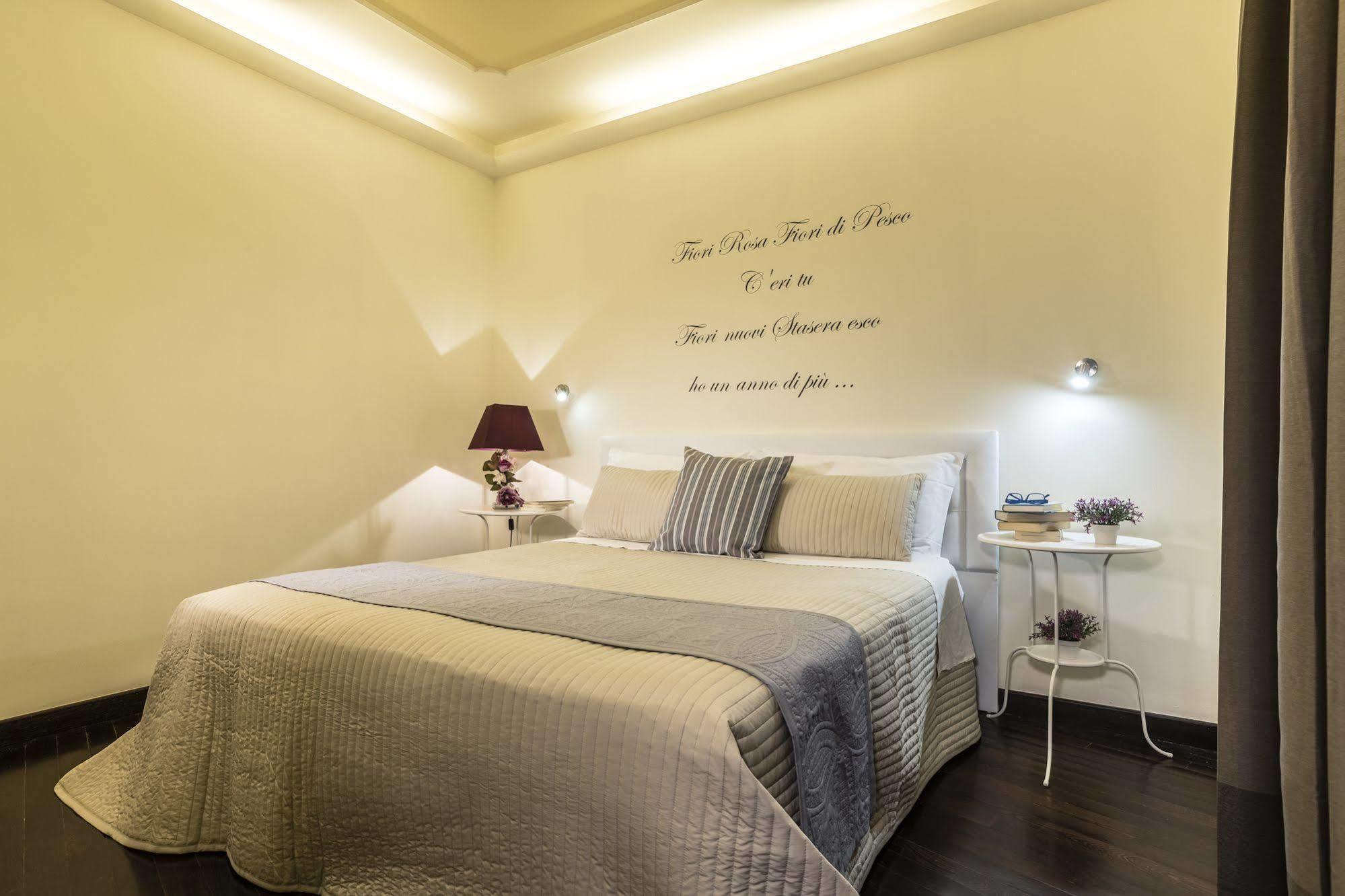 קליארי Fior Di Loto Rooms מראה חיצוני תמונה