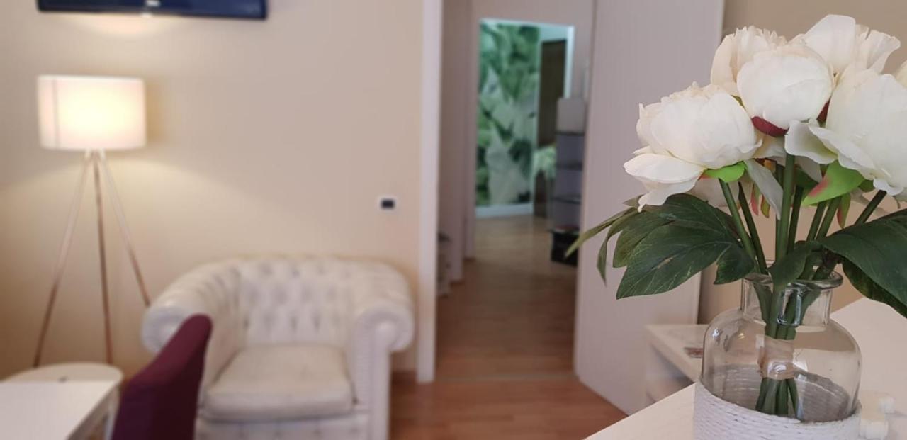 קליארי Fior Di Loto Rooms מראה חיצוני תמונה